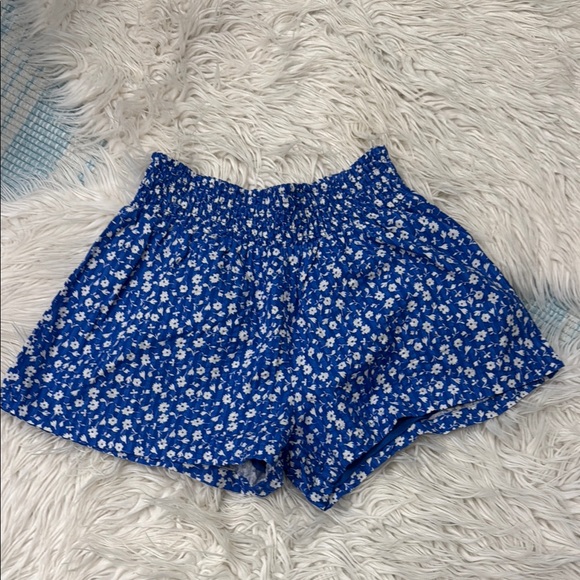 Jessica Simpson Blue Floral High Waist Shorts - Picture 1 of 6